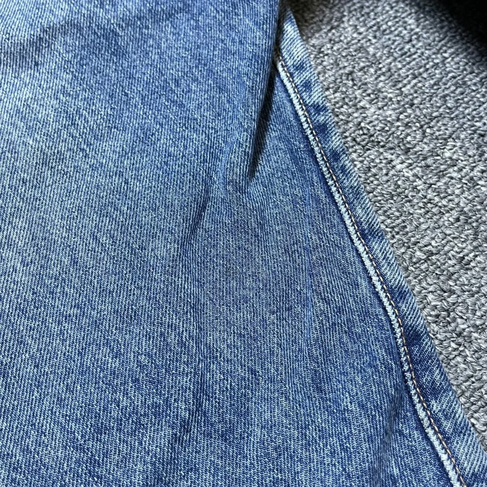 Levis inseam 31